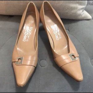 Salvatore Ferragamo Pumps 6.5